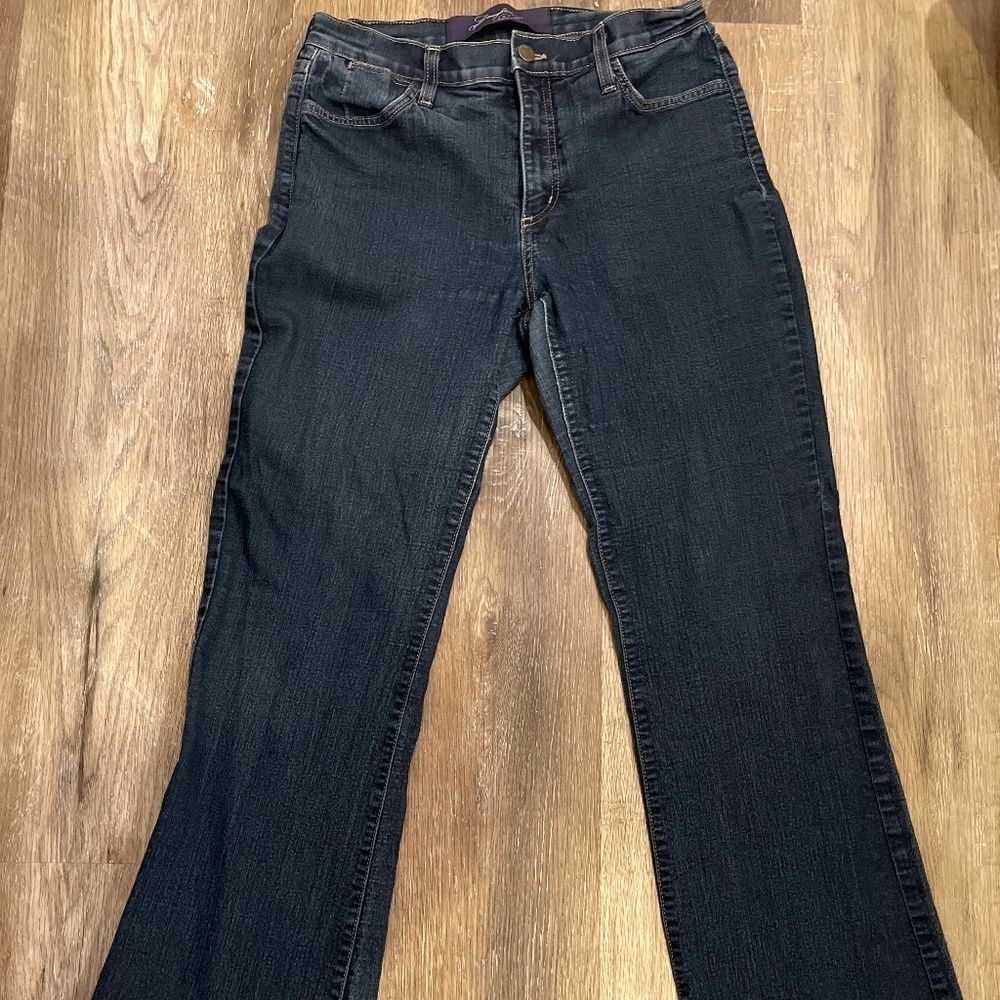 Ladies NYDJ SZ 8 jean’s 509